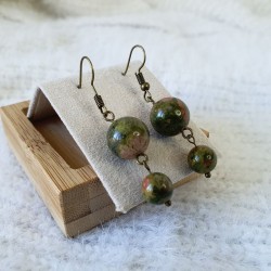 Boucles d'oreilles pendants en perle de pierres rondes