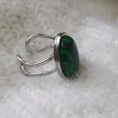 Bagues cabochons ovales agate et malachite