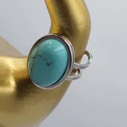 Bagues cabochons ovales couleur argent et sa pierre turquoise