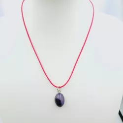 Collier fin avec pendentif cabochon