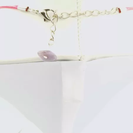 Collier fin avec pendentif cabochon