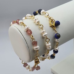 Des perles d'eau en bracelet