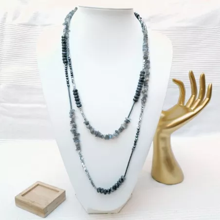 Collier long multi-pierres