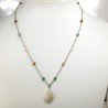 Colliers en acier inoxydable couleur or ou argent avec des perles de pierres naturelles, collection Goutte.
Sélecti