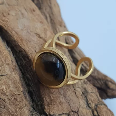 Bague Bellerose est en acier, inoxydable, doré, réglable, avec une pierre naturelle œil de tigre