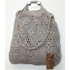 Un accessoire artisanal fait à la main. Sac à bandoulière et poignées.
Contactez-moi pour une commande personna