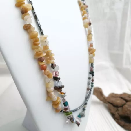 Collier long multicolore en pierres naturelles et hematite rectangulaire Bouly&Cailloux