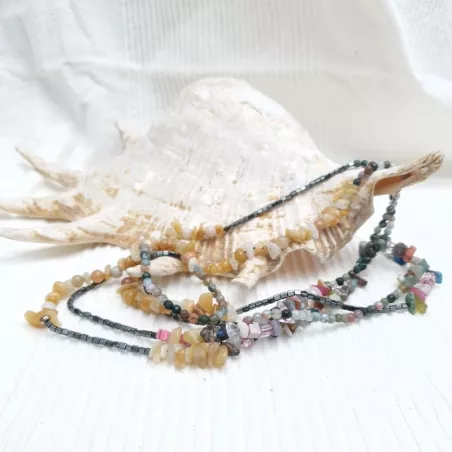 Collier long multicolore en pierres naturelles et hematite rectangulaire Bouly&Cailloux