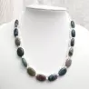 Collier fil crochet en agate indienne pierres plates avec perles de verre et fermoir reglable Bouly&Cailloux