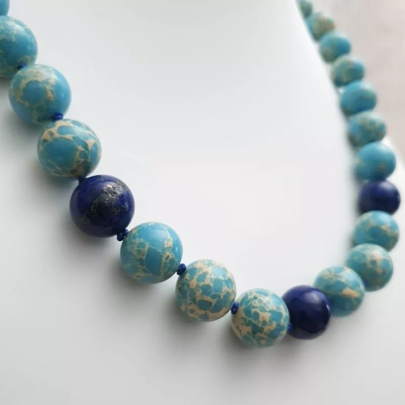 Collier Bleu magique