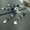 Boucles Mimi pendantes en pierres naturelles et breloque coeur