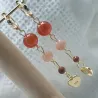 Boucles Mimi pendantes en pierres naturelles et breloque coeur