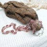 collier mi-long sur fil crocheté