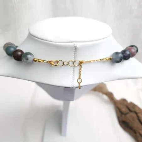 Collier Indiana en agate indienne pierres rondes et plates avec fermoir dore et breloque goutte Bouly&Cailloux