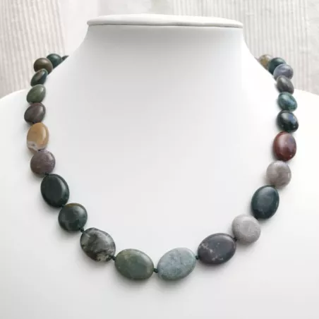 Collier Indiana en agate indienne pierres rondes et plates avec fermoir dore et breloque goutte Bouly&Cailloux