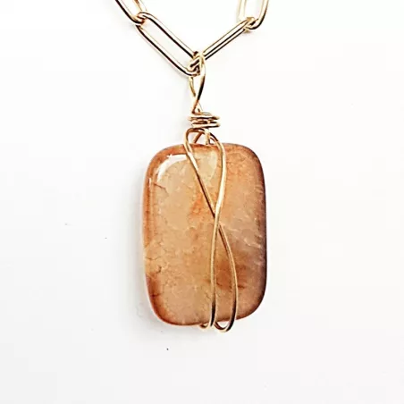 Collier Sierra en acier inoxydable doré et une pierre naturelle agate en pendentif