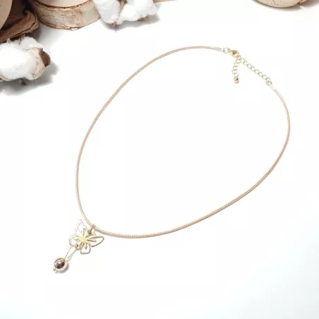 le collier Pap, forme papillon doré ou argenté, acier inoxydable, fait à la main