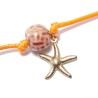bracelet pour homme, fil en cuir coloré orange, perle en bois et breloque étoile de mer, acier inoxydable dorée.