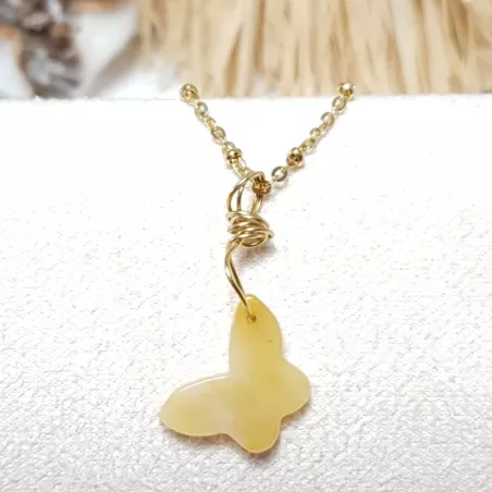 collier pendentif pieris, papillon, et acier inoxydable doré, jade