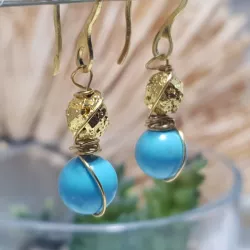 Boucles d'oreilles pendantes Adhara, turquoise, hématite et acier inoxydable doré