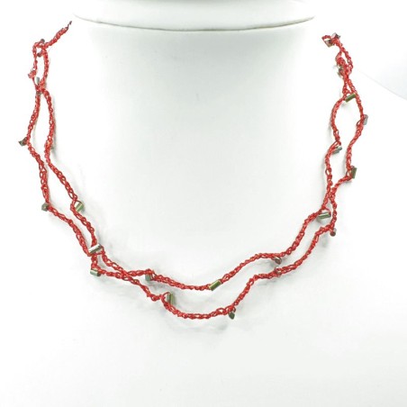 Collier crochet Amia rouge, double rang acier inoxydable et fil, fait à la main