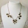 Collier en branche,  couleur bronze avec pierres naturelles en unakite.