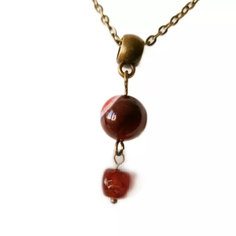 pendentif du Collier Vintage Bronze – Agate & Tourmaline Rouge