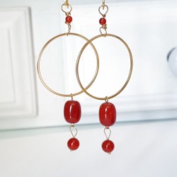 Boucles d'oreilles anneaux Urarti, en acier inoxydable doré et agates rouges naturelles