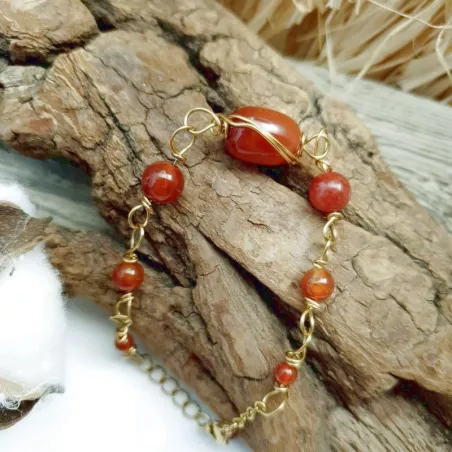 Bracelet Urarti en acier inoxydable doré et avec des agates