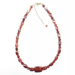 collier urarti en pierre naturelle agate rouge