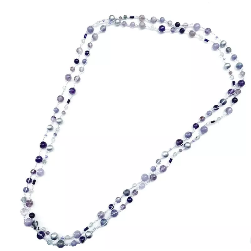 Collier crochet long Alhena avec perle de verre, bois et pierres naturelles  violet parme