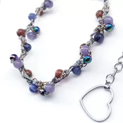 Bracelet de cheville Lola, artisanal, avec pierres naturelles, perle de verre et breloque coeur en acier inoxydable