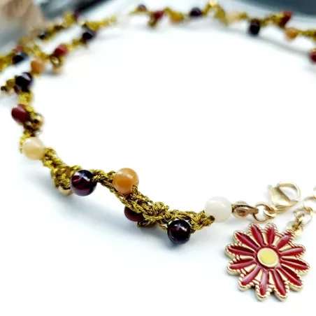 Bracelet de cheville Lola,, avec pierres naturelles, perle de verre et breloque en acier inoxydable fleur rouge