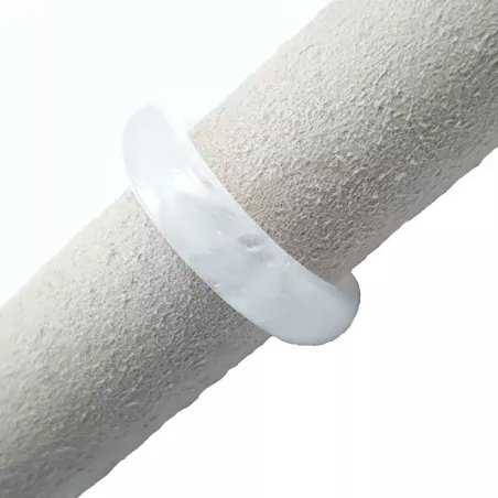 Bague anneau Acera en pierre naturelle quartz blanc