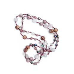 Collier crochet Setaria perle de verre, bois et pierres naturelles quartz rose