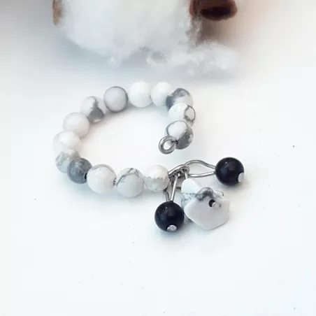 Bague Oceane avec pierres naturelles et acier inoxydable argenté howlite