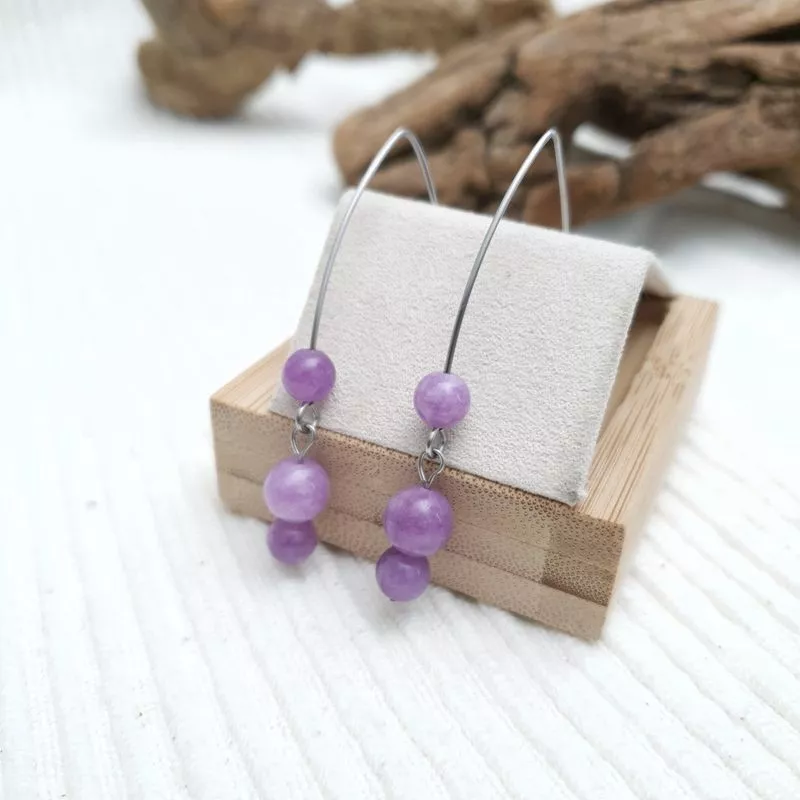 Boucles d'oreilles grands crochets lilas