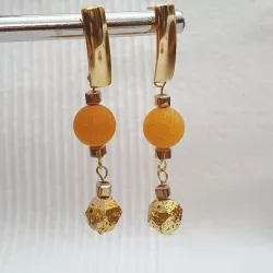 Boucles d’oreilles Orion en acier inoxydable avec agates fissurées et hématites dorées