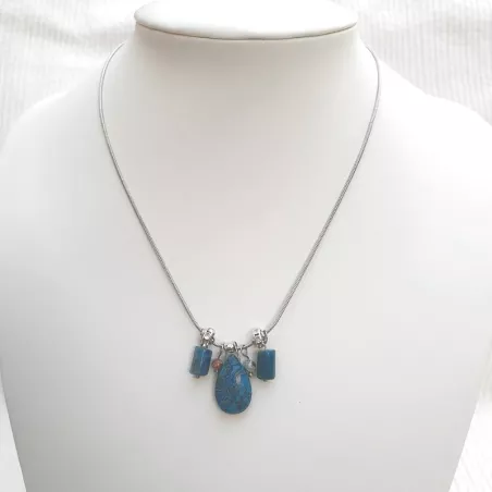 Collier goutte d’eau en apatite bleue avec strass et pendants