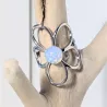 Bague fleur argentée avec pierre naturelle – Bouly&Cailloux