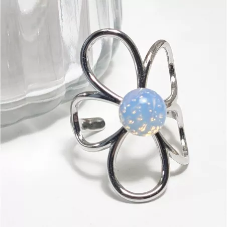 Bague fleur argentée avec pierre naturelle – Bouly&Cailloux