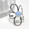 Bague fleur argentée avec pierre naturelle – Bouly&Cailloux