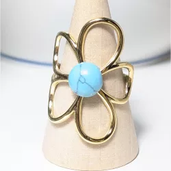 Bague fleur dorée avec pierre naturelle
