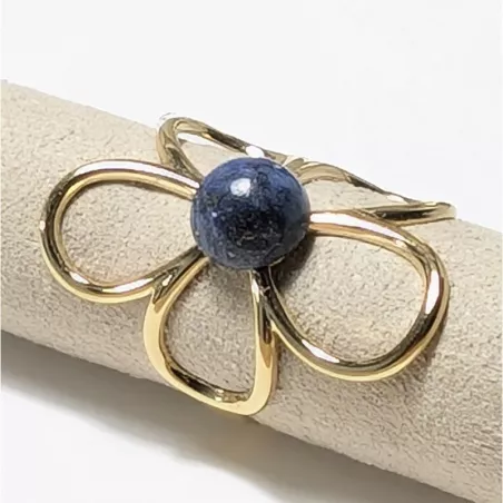 Bague fleur dorée avec pierre naturelle – Bouly&Cailloux