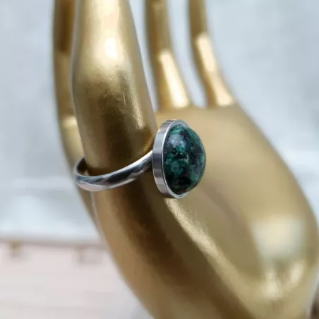 Bague cabochon en unakite