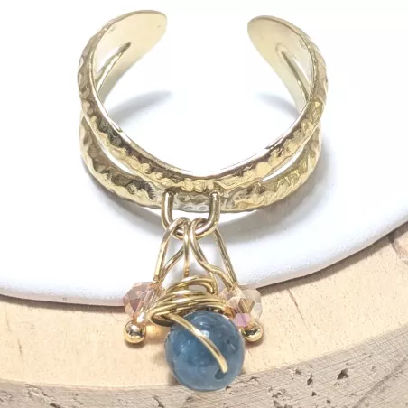 Bague Omega dorée avec pendentifs en pierres naturelles et perles de verre, style bohème