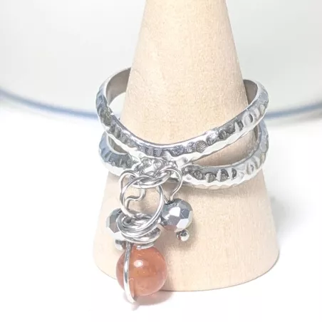 Bague Omega argentée avec pendentifs en pierres naturelles et perles de verre, style bohème