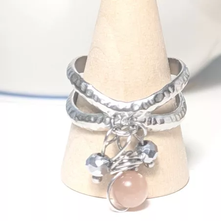 Bague Omega argentée avec pendentifs en pierres naturelles et perles de verre, style bohème