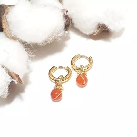 Boucles créoles Omega en acier inoxydable avec pierre naturelle – Bouly&Cailloux, agate rouge
