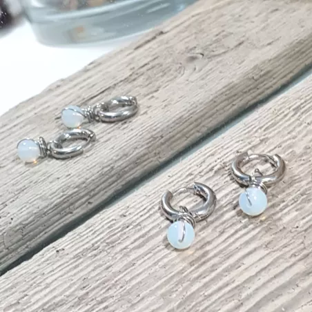 Boucles créoles Omega en acier inoxydable avec pierre naturelle – Bouly&Cailloux, opale